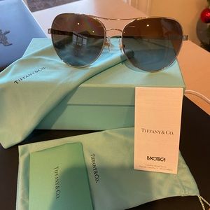 SOLD—Tiffany & Co. Aviator Sunglasses